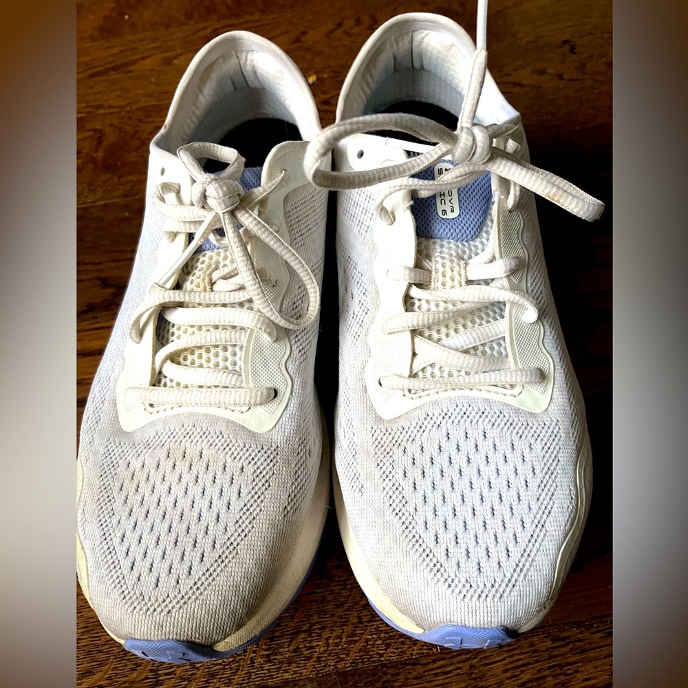 UNDER ARMOUR HOVR Sonic 5 Women’s Running Shoes size 8.5